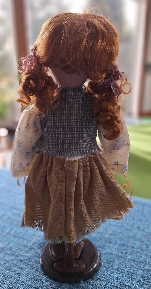 Porcelain Doll - photo 4