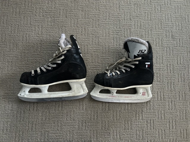 CCM TACKS Junior 152 Ice Hockey Skates - photo 4