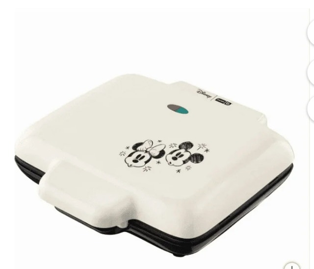 Disney Mickey and Friends No-Drip Waffle Maker - photo 5