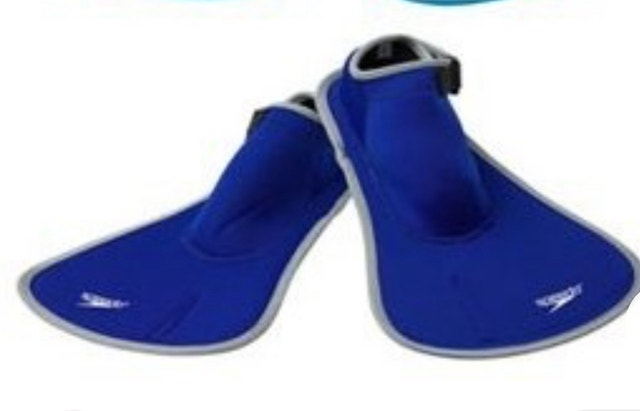 Brand New Speedo Kids Swimming Fins Flippers