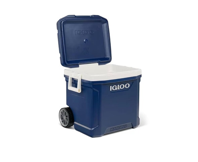 Brand New Igloo Maxcold 62Qt Roller Cooler - photo 4