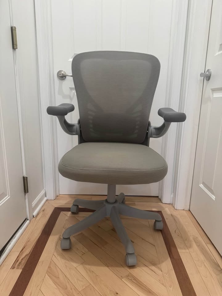 Office chair, ergonomic desk chair - photo 2