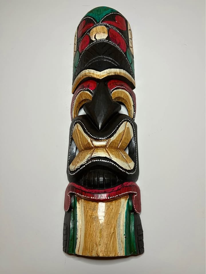 Large 20” Oceanic Style Hand-Carved Wooden Mask - photo 4