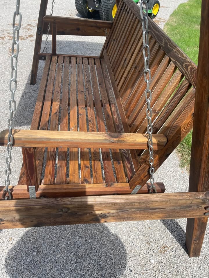 Gorgeous Cedar Swing With Metal Roof - photo 5