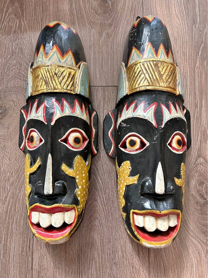 Set of 2 Hand-Carved Wooden Painted Tribal Masks