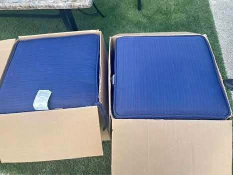 20”x20”x5” Set Of 8 Patio Cushions