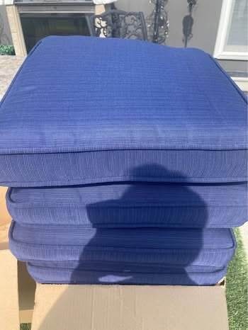 20”x20”x5” Set Of 8 Patio Cushions - photo 3