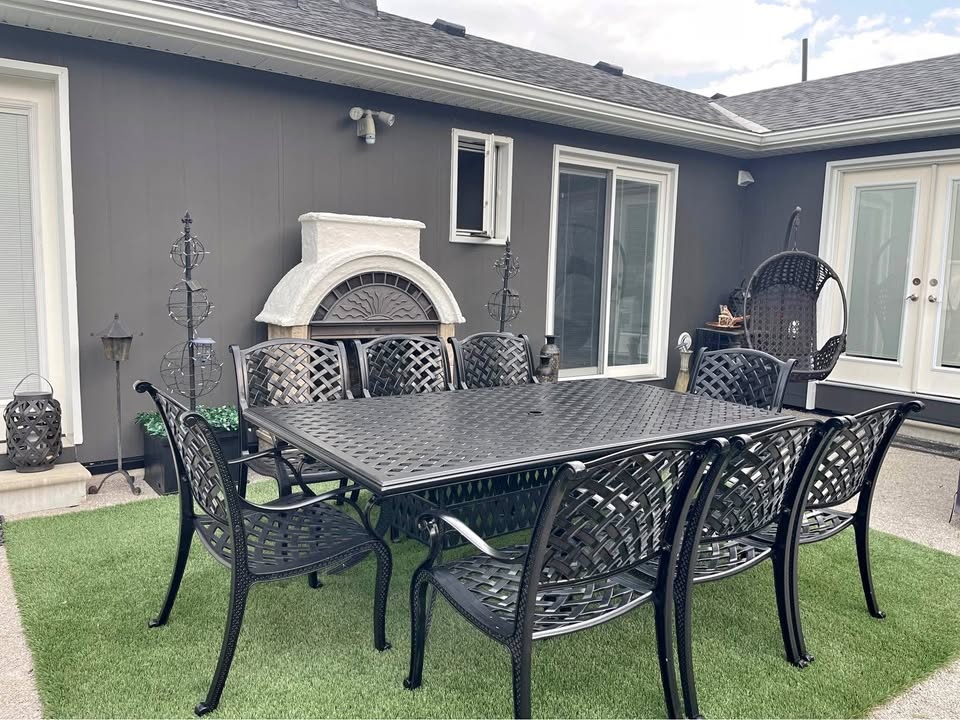 Extra Large Heavy Commercial Patio Set - Table & 8 Armchairs