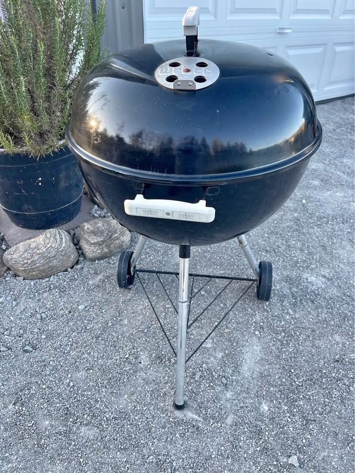 Large Weber Charcoal Grill