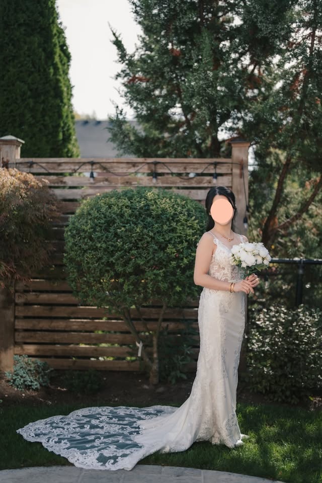 Diamond White Mermaid Wedding Dress – Fits XS/S, Near New – $800 - photo 3