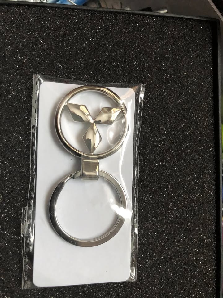 Official Mitsubishi Lanyard Or Keychain - photo 2