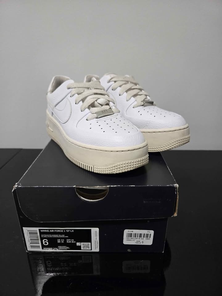 Air Force 1 Sage Low Triple White Size 6 Womens - photo 4