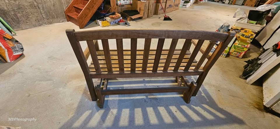 ASAP MOVING SALE TEAKWOOD GLIDING BENCH 47LX22WX34D - photo 4