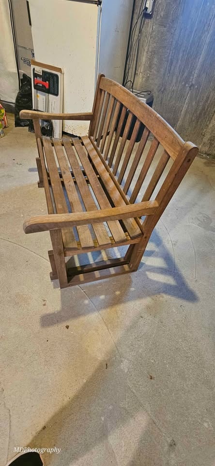 ASAP MOVING SALE TEAKWOOD GLIDING BENCH 47LX22WX34D - photo 5