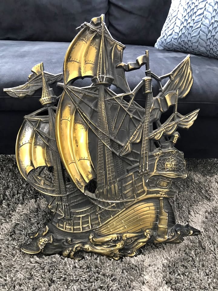 Great Collector Piece! Solid Bronze Antique Pirate Ship Made in