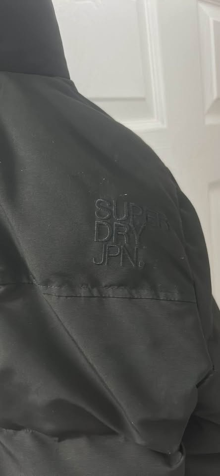 Black Superdry Puffer Jacket Size Medium - photo 3
