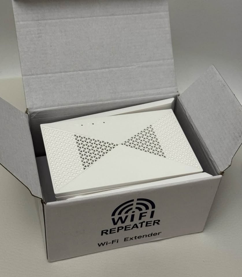 WiFi Repeater 300Mbps Remote Signal Booster Extender - photo 2