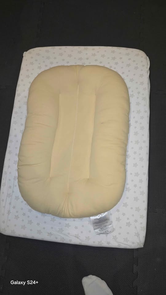 SNUGGLE ME ORGANIC BABY LOUNGER WITH ORGANIC WASHABLE COVER - photo 3