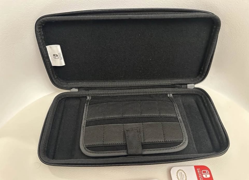 Nintendo Licensed Slim Hard Pouch Plus Switch Black New - photo 4