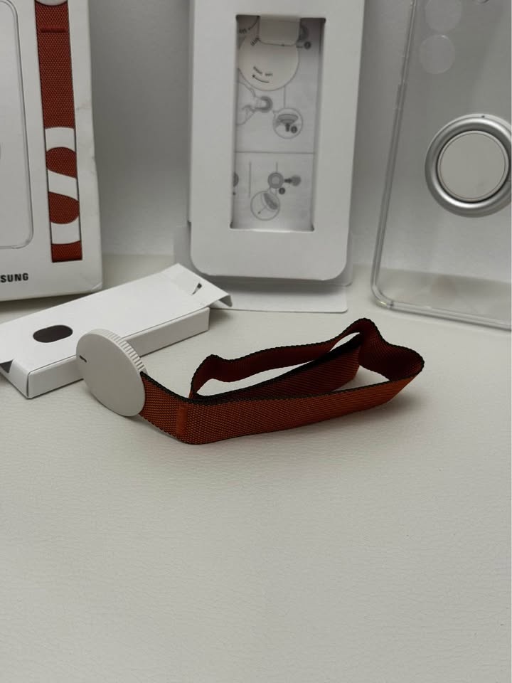 New Official Samsung Clear Gadget Case for Galaxy S24 - photo 2