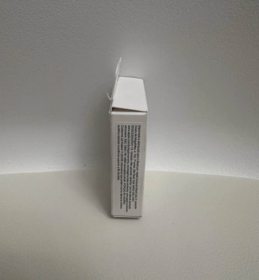 Authentic Apple USB-C to Lightning Cable - White - photo 4