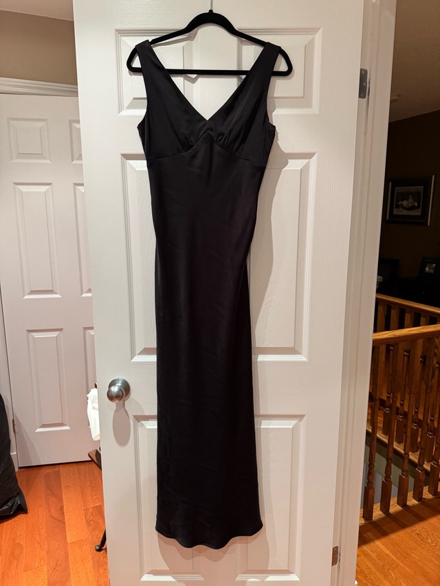 Evernew Black Dress