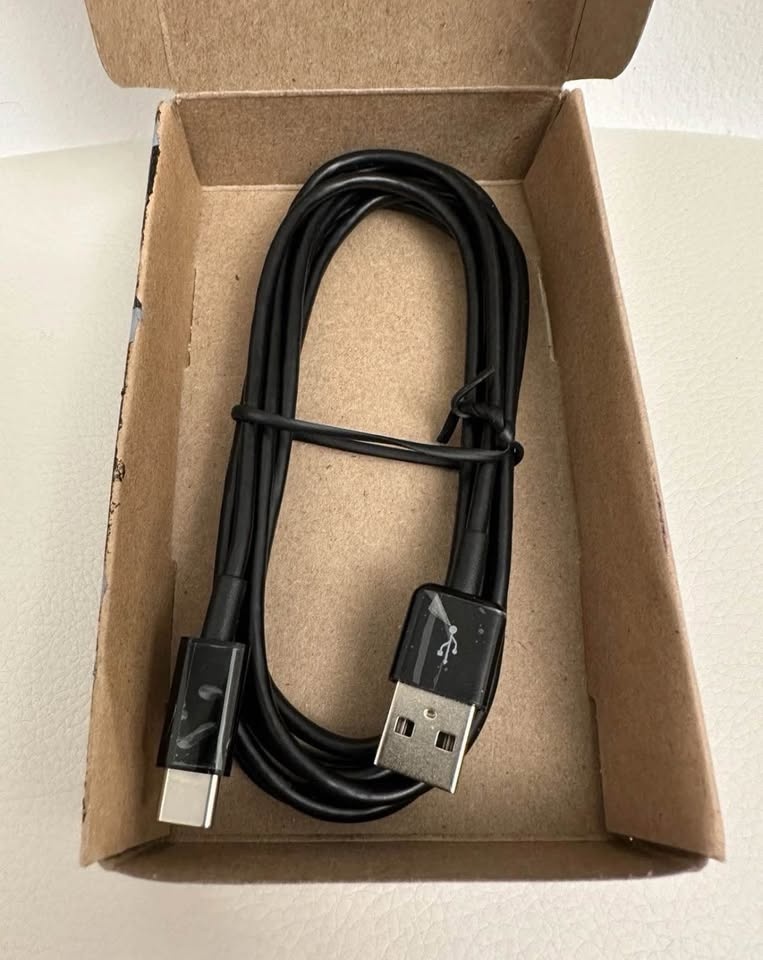 Amazon Basics USB-C to USB-A 2.0 Fast Charger Cable, 6ft Black - photo 3