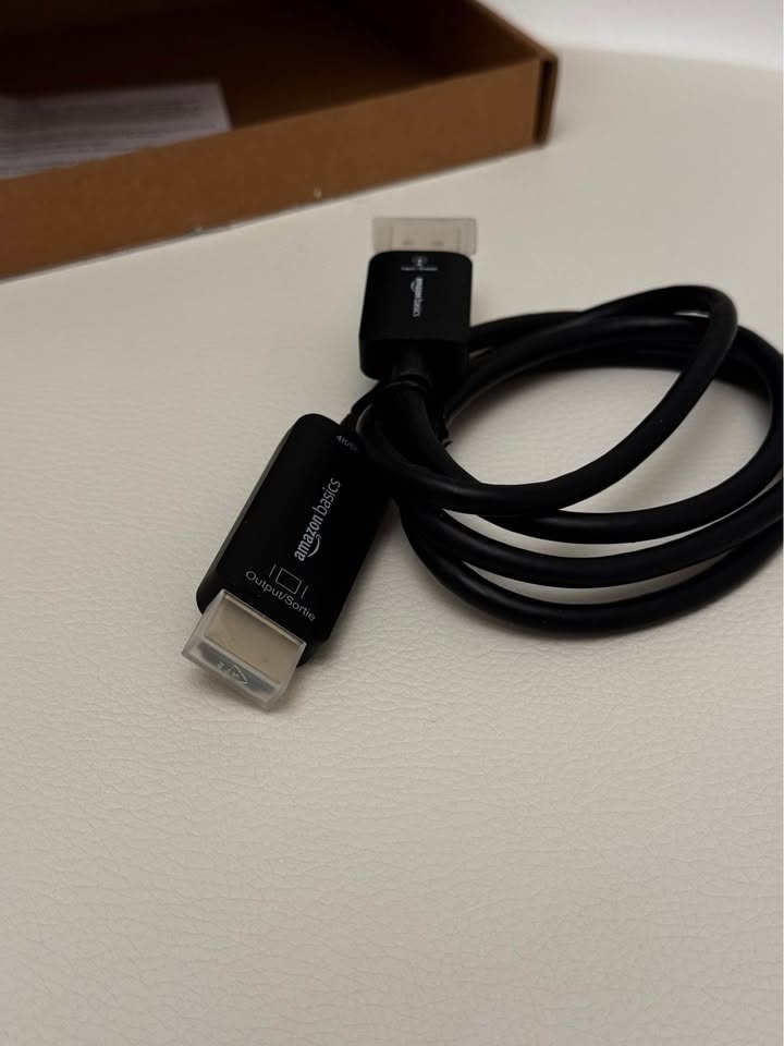 Amazon Basics DisplayPort to HDMI Cable, 4K@60Hz, 3ft - photo 5