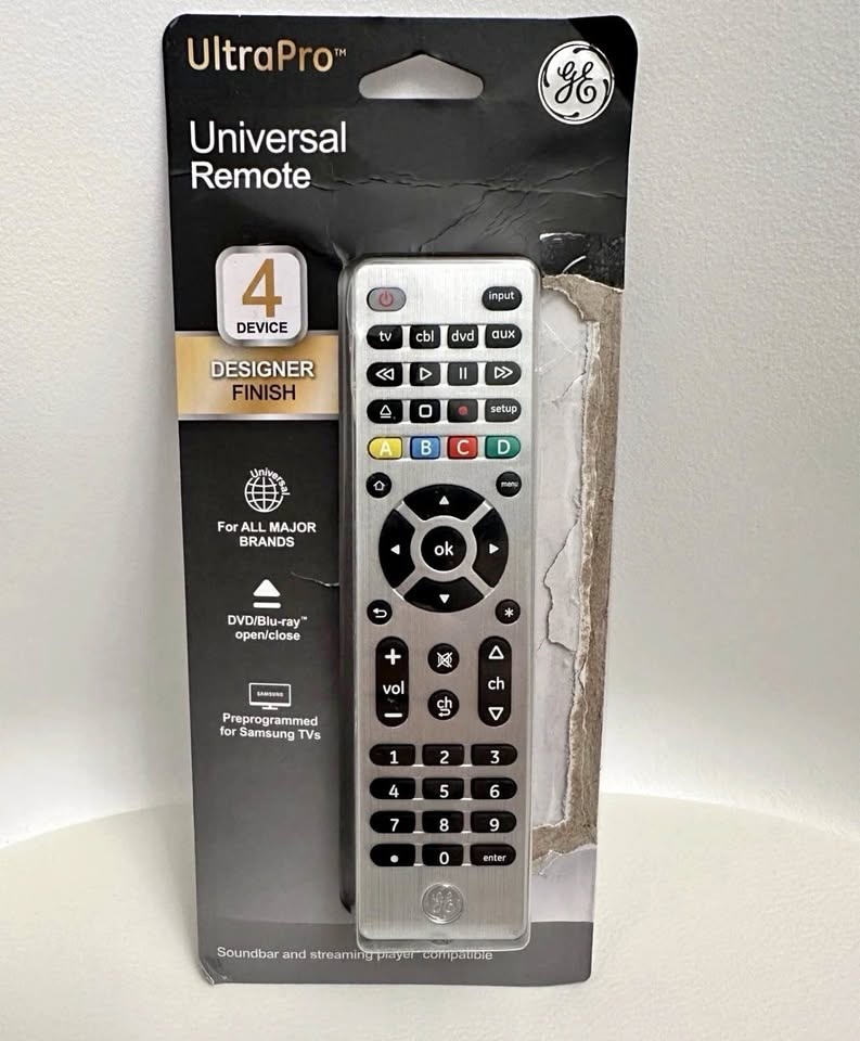 GENERAL ELECTRIC Universal Remote - NEW