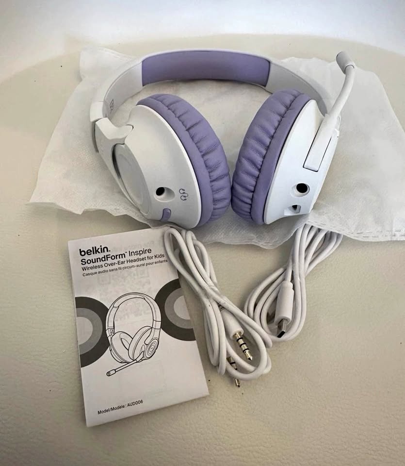 Belkin SoundForm Inspire Wireless Over-Ear Headset for Kids
