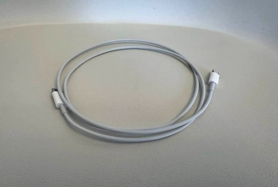 Apple USB-C to Lightning Cable 1m/3ft 20W - White