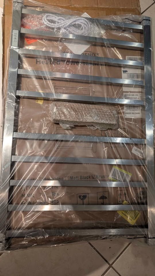 Aquatrend 10-Bar Electric Towel Warmer w/ Timer - photo 3