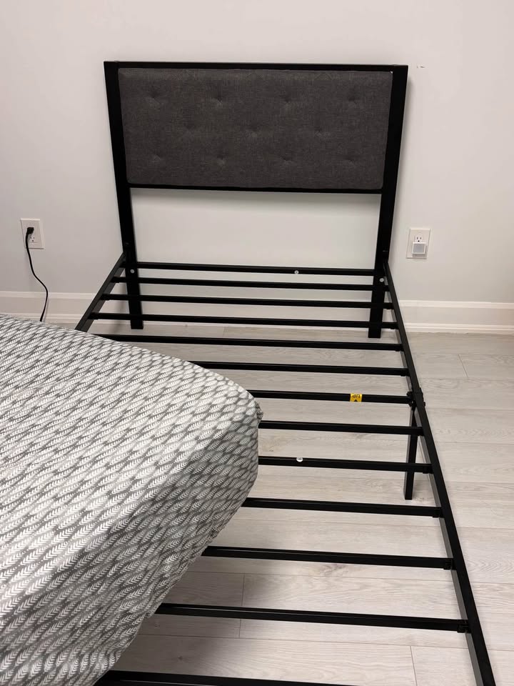Twin bed frame - photo 4