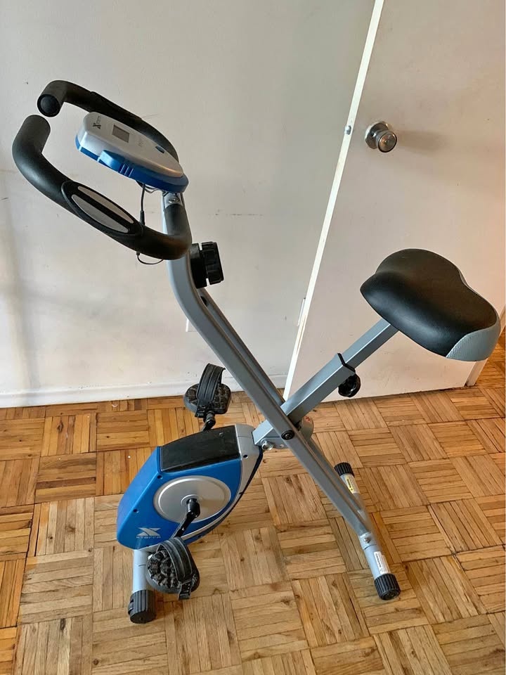 Xterra FB150 Folding Exercise Bike