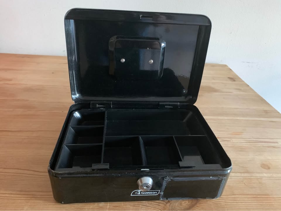 Garrison Heavy-Duty Steel Cash Box