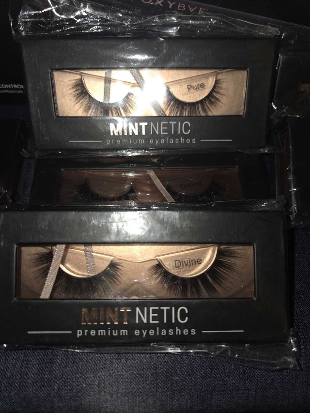 eye lashes/hair straightener - photo 4