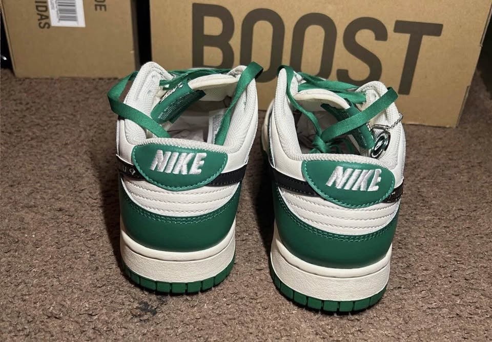 Size 9.5 - Nike Dunk Low Se Lottery Pack - photo 4