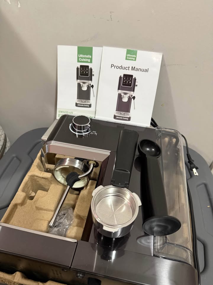 URintells Cuising Espresso Machine - 20 Bar, In Box (Used Once) - photo 5