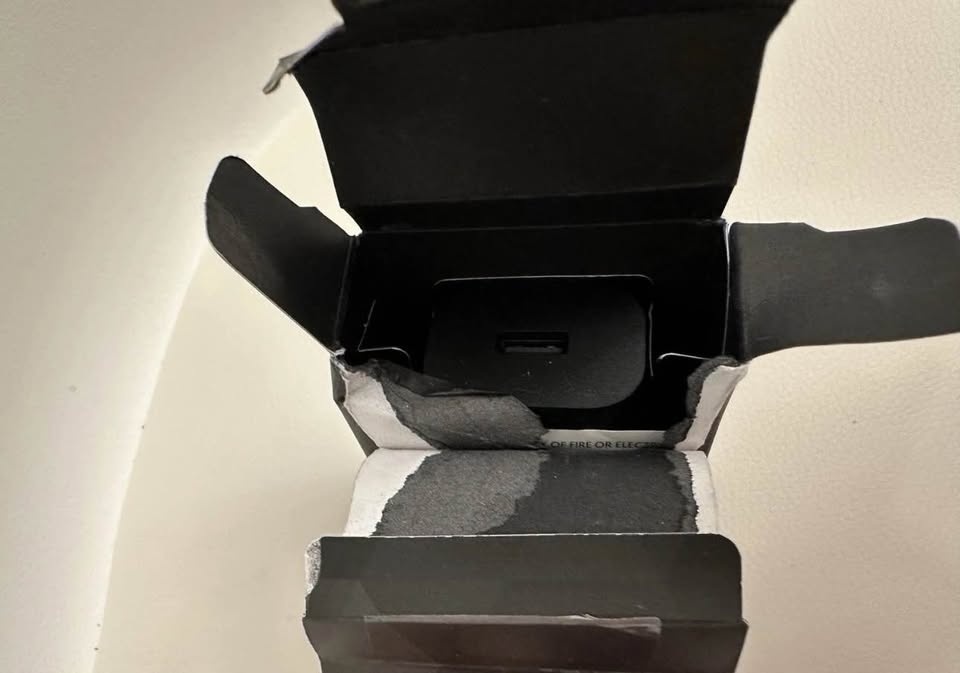 Amazon 9W USB Power Adapter for Fire Tablets and Kindle - photo 4