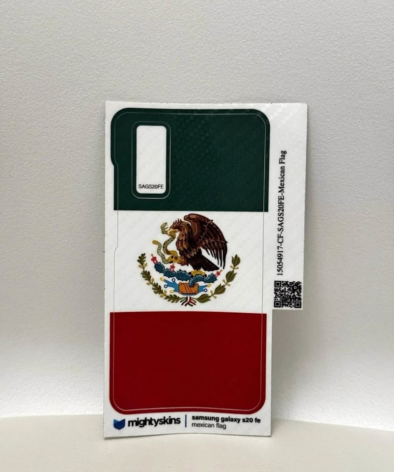 MightySkins Carbon Fiber Samsung Galaxy S20 FE - Mexican Flag