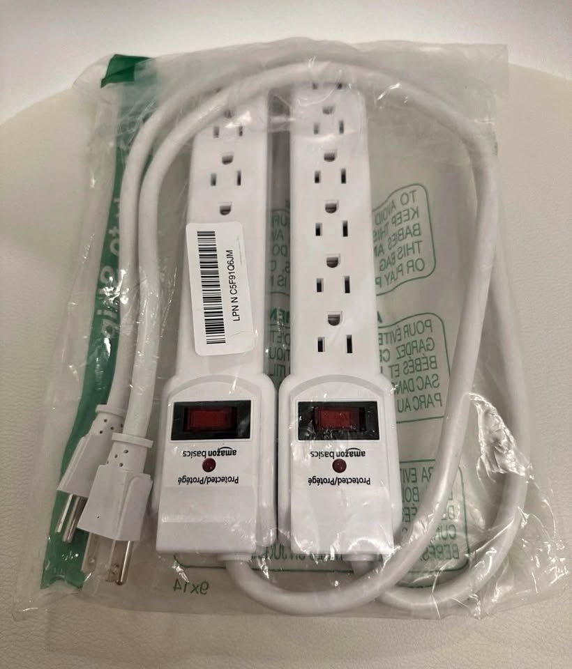 Basics 2-Pack Surge Protector Power Strip