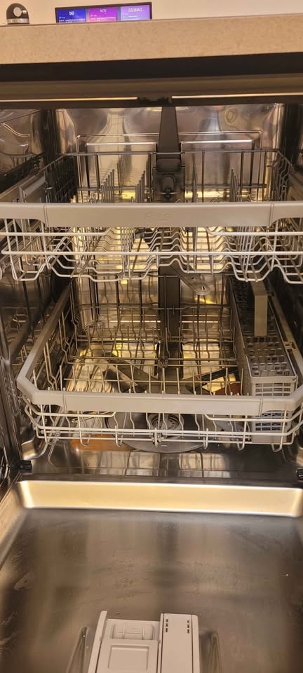 Top Control Smart wi-fi Enabled Dishwasher with QuadWash - photo 3