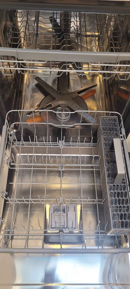 Top Control Smart wi-fi Enabled Dishwasher with QuadWash - photo 4
