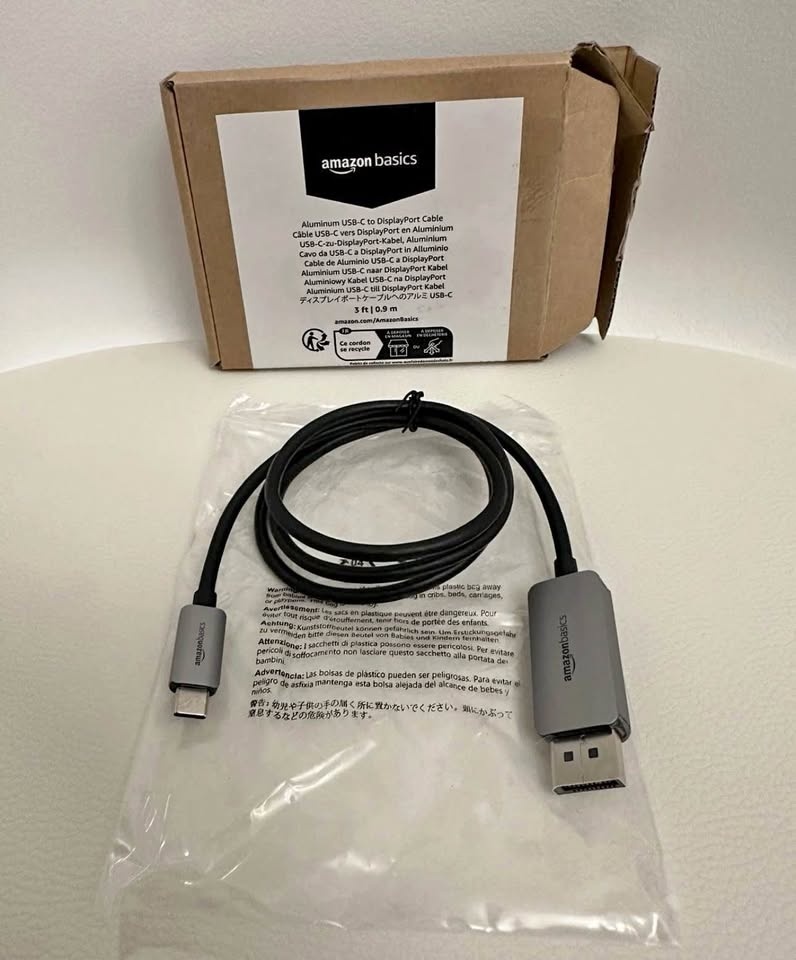Amazon Basics DP to USB-C Cable, 3ft, Black