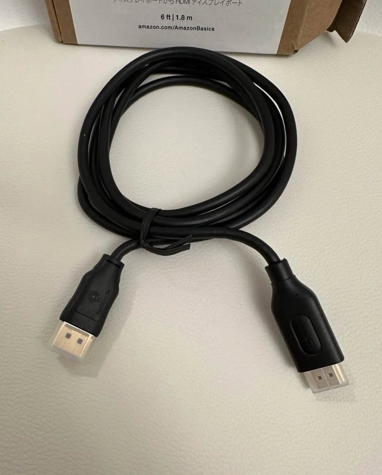 Amazon Basics DisplayPort to HDMI Cable, 1.83 m - photo 2