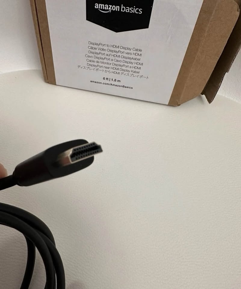 Amazon Basics DisplayPort to HDMI Cable, 1.83 m - photo 4