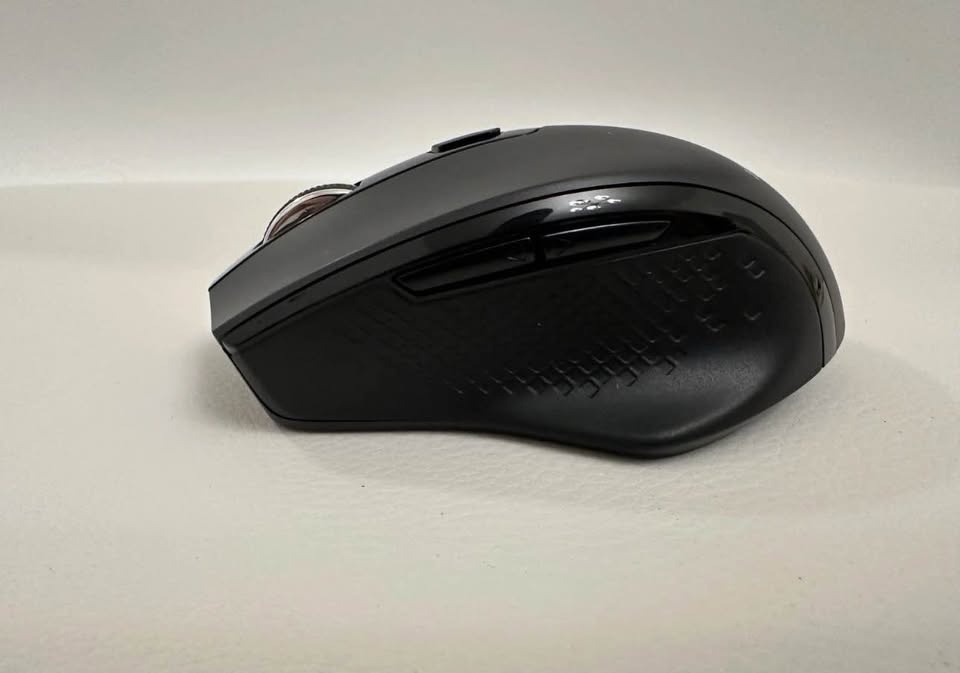Amazon Basics Wireless Mouse Ergonomic - photo 5