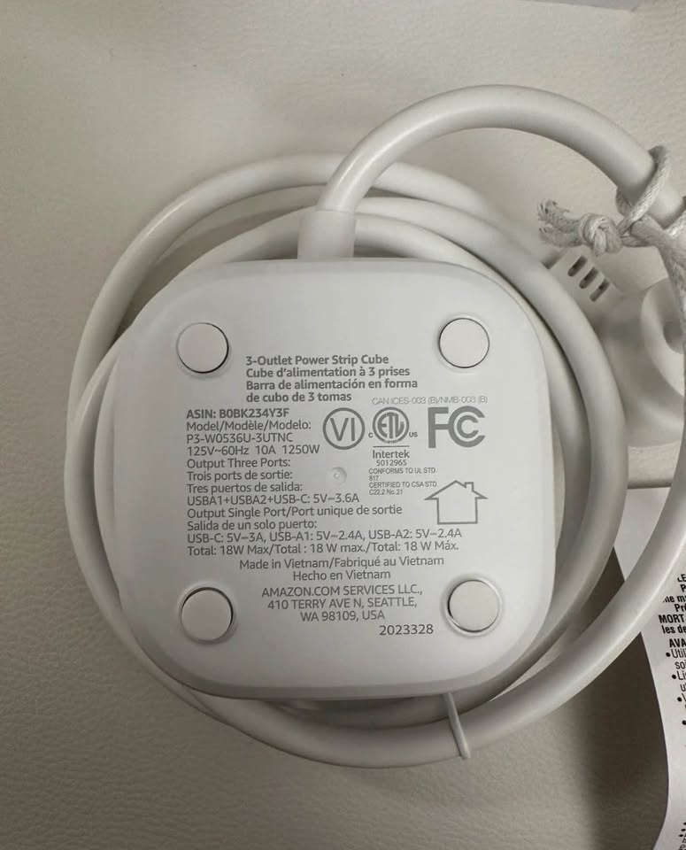 Amazon Basics Power Strip Cube 3 Outlet 3 USB Ports White - photo 4
