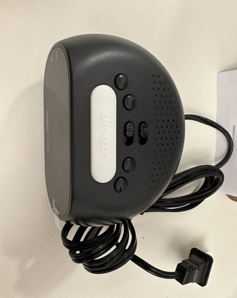 Amazon Basics Small Digital Alarm Clock - photo 2