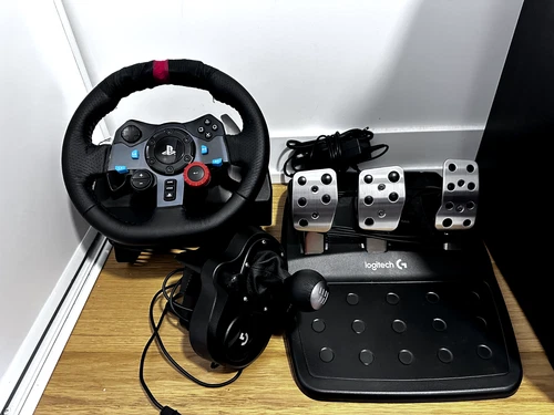 Logitech G29 Racing Wheel with Shifter